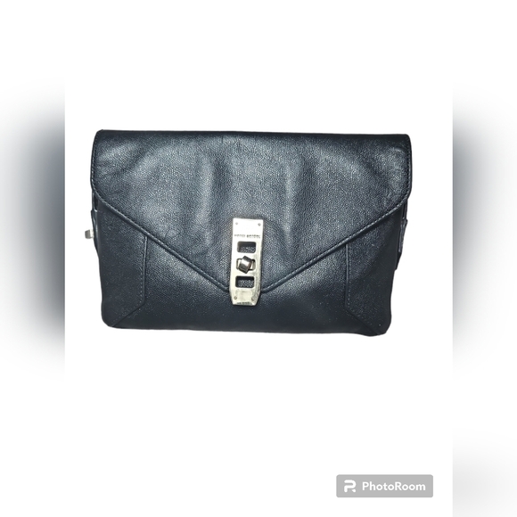 henri bendel Handbags - Henri Bendel Black Leather Crossbody Purse